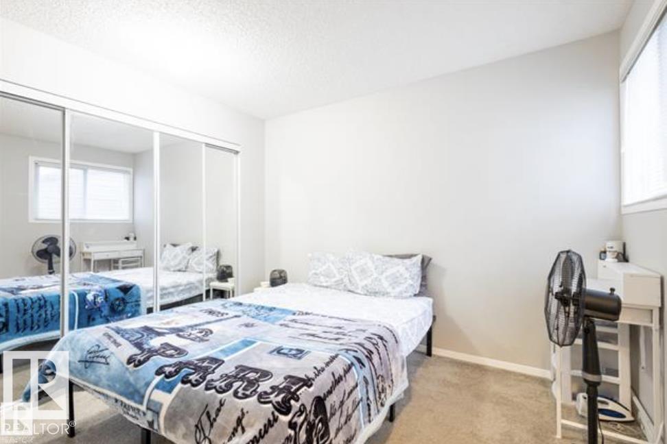 3530 42 ST NW - 19