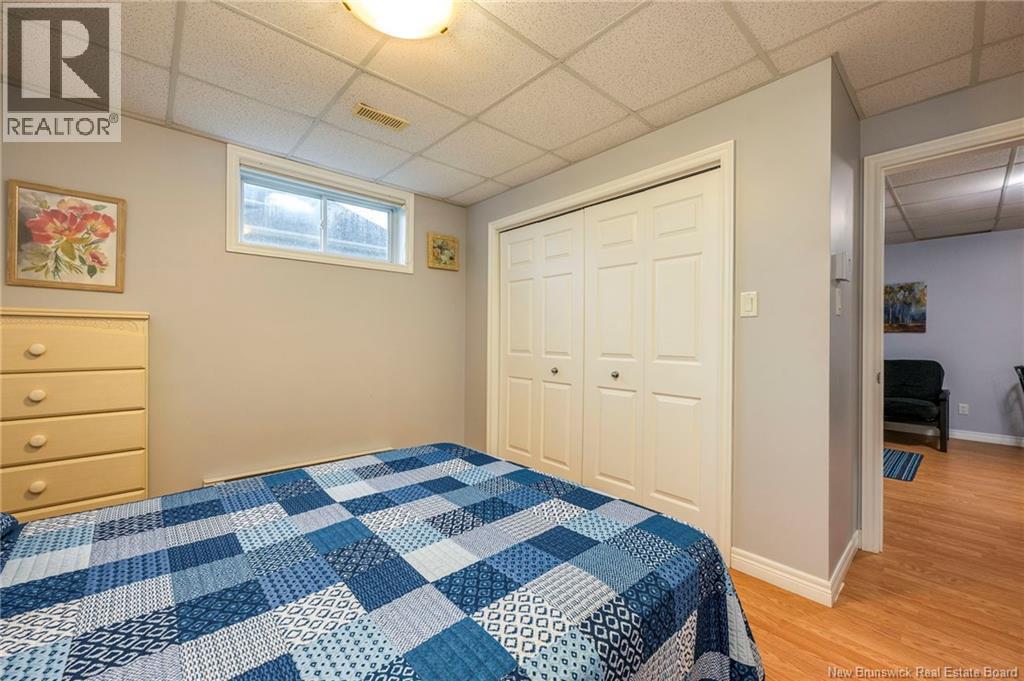 698 Frampton - 39