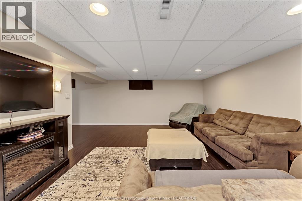 3668 MCKAY - 19
