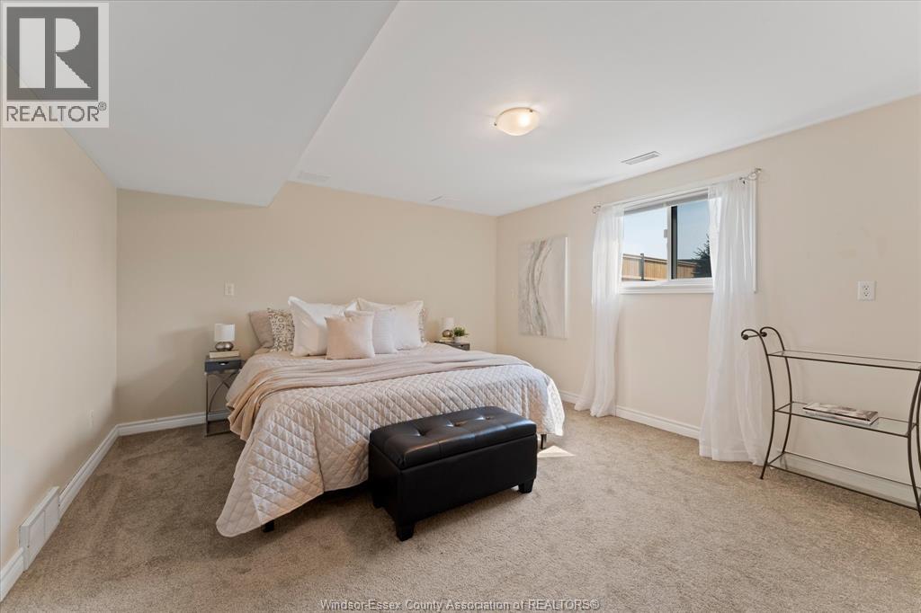 25 WILLIAM STREET - 21