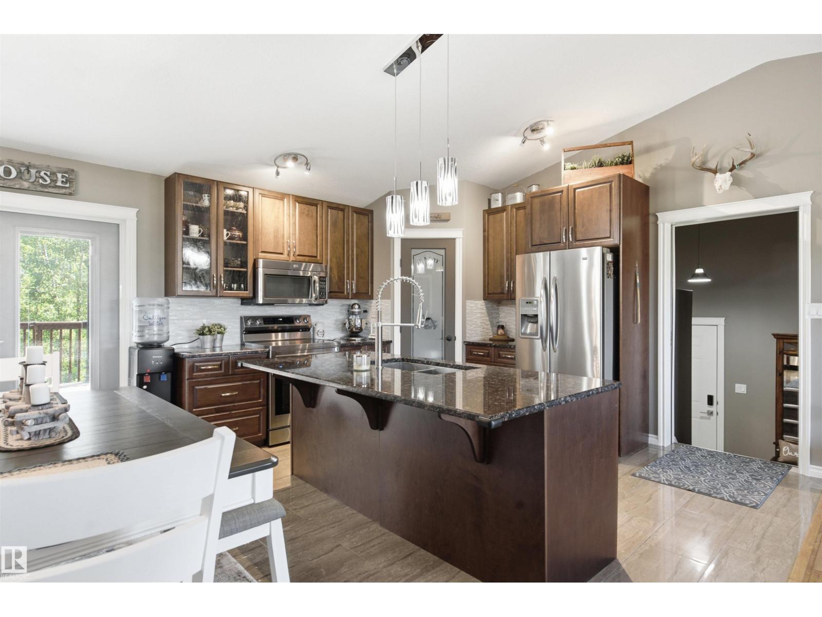 62217 Rge Rd 470 - 8