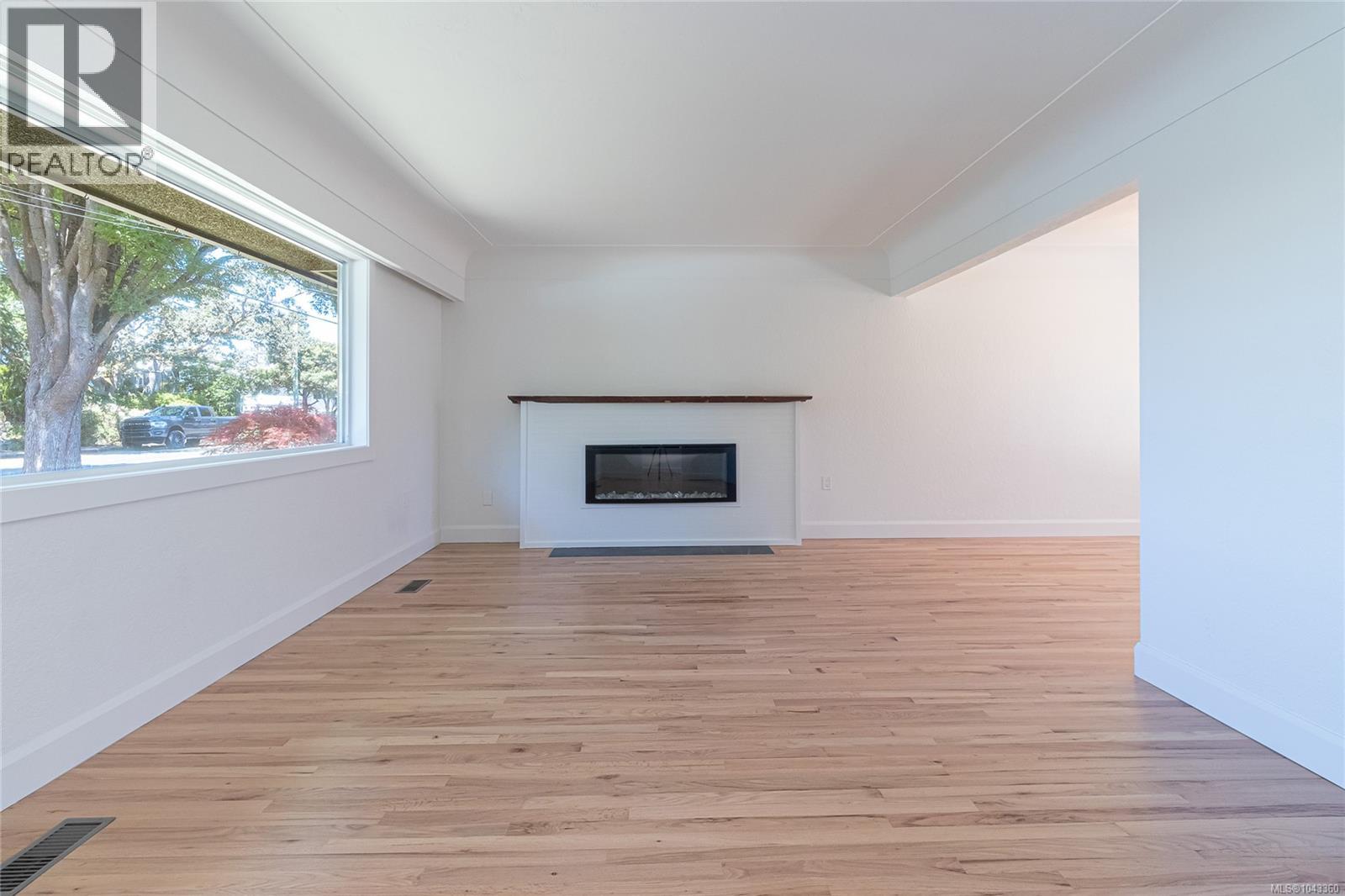 3145 Balfour Ave - 10
