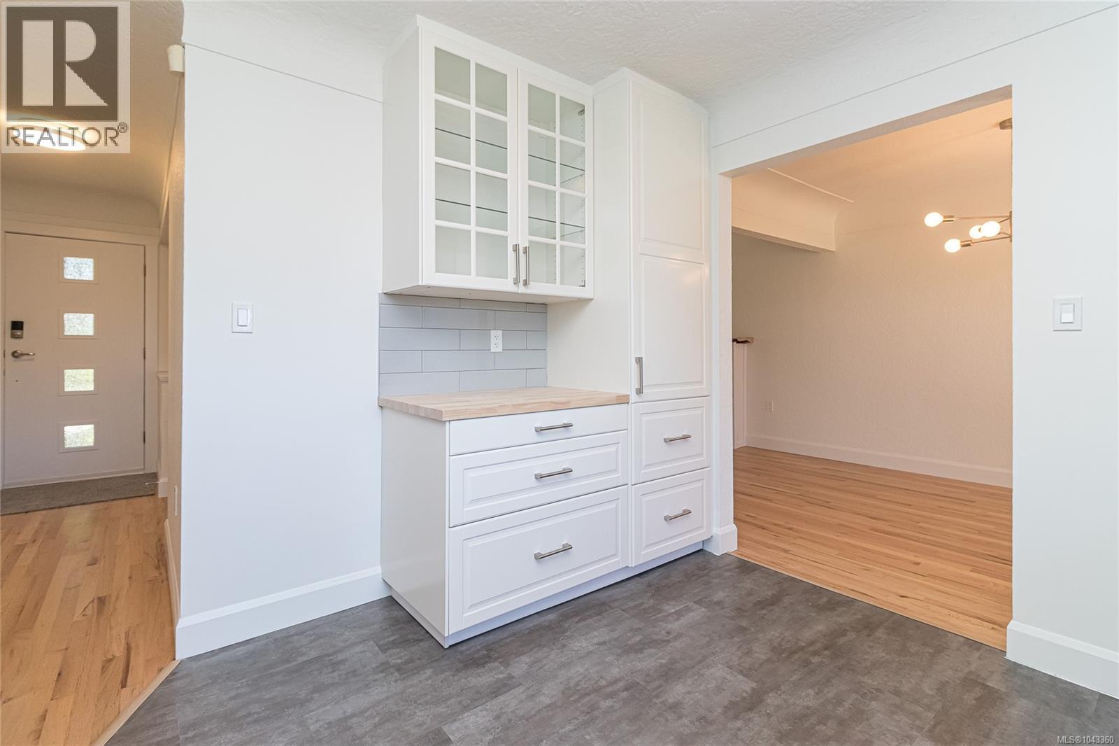 3145 Balfour Ave - 21