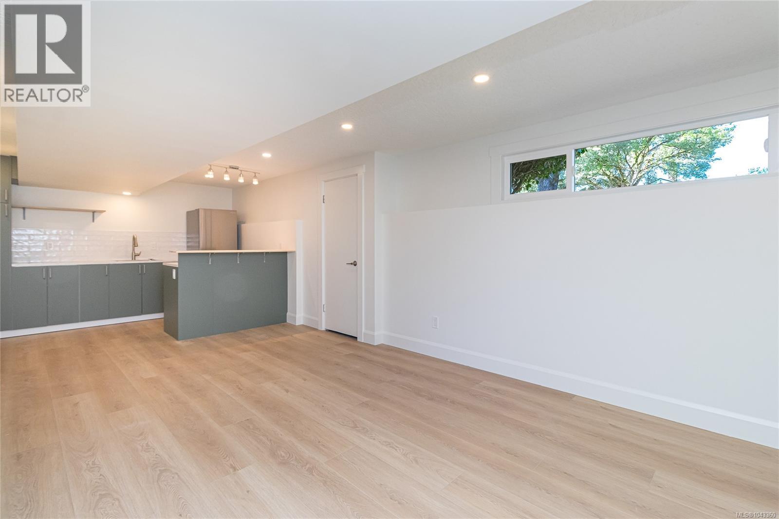 3145 Balfour Ave - 35