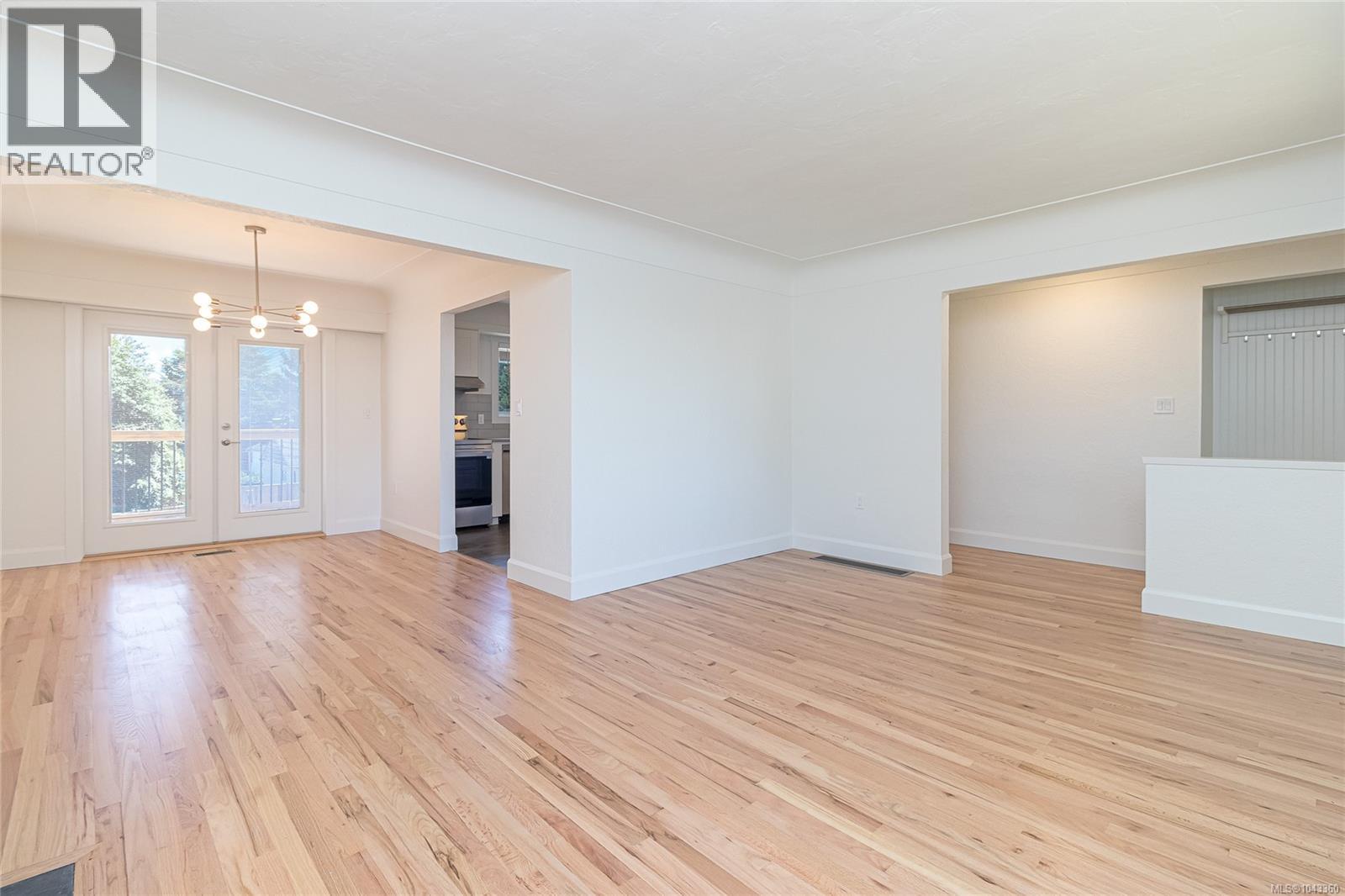 3145 Balfour Ave - 12
