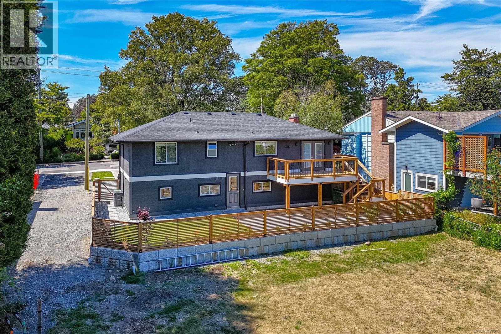 3145 Balfour Ave - 2