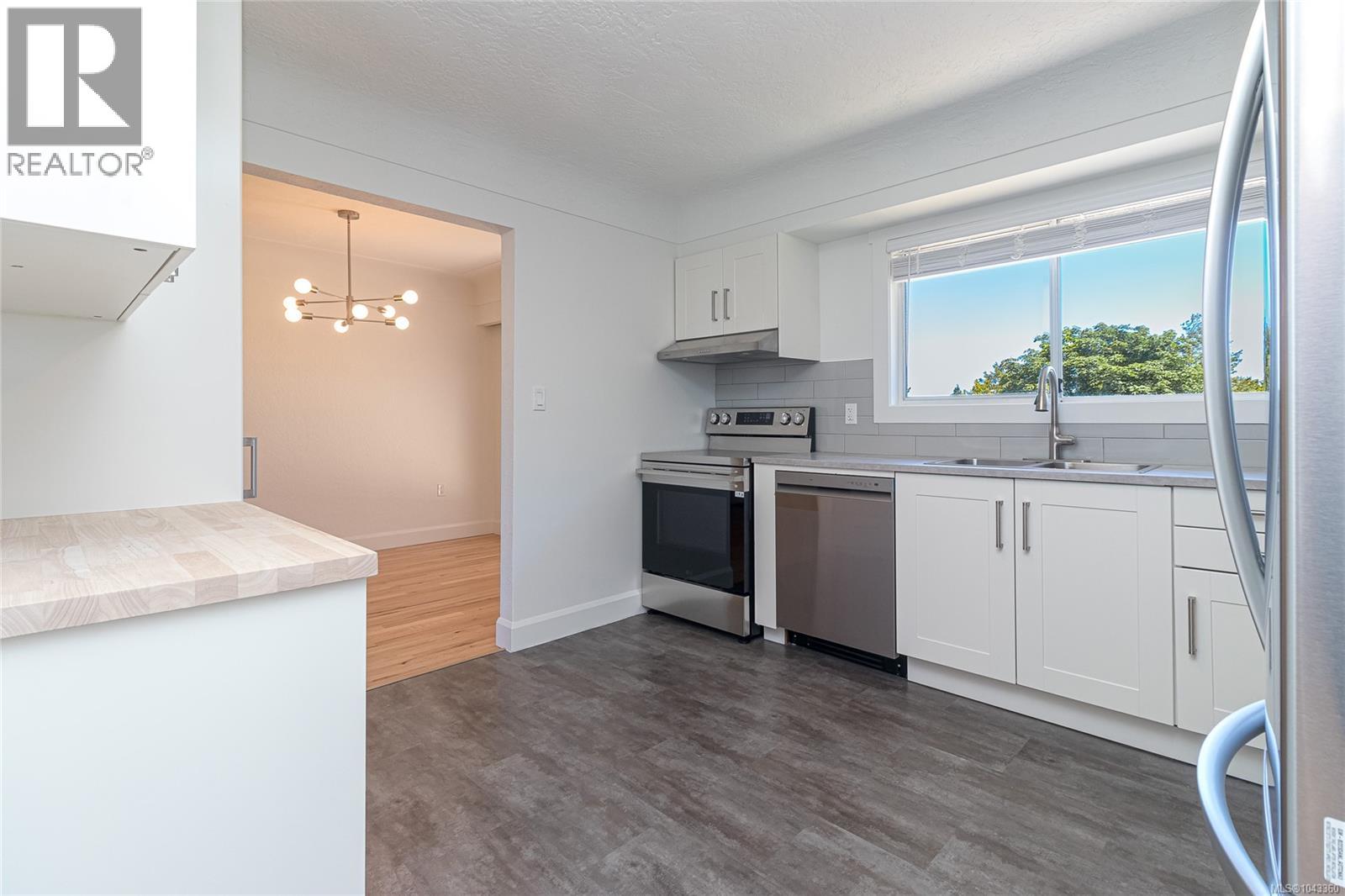 3145 Balfour Ave - 19