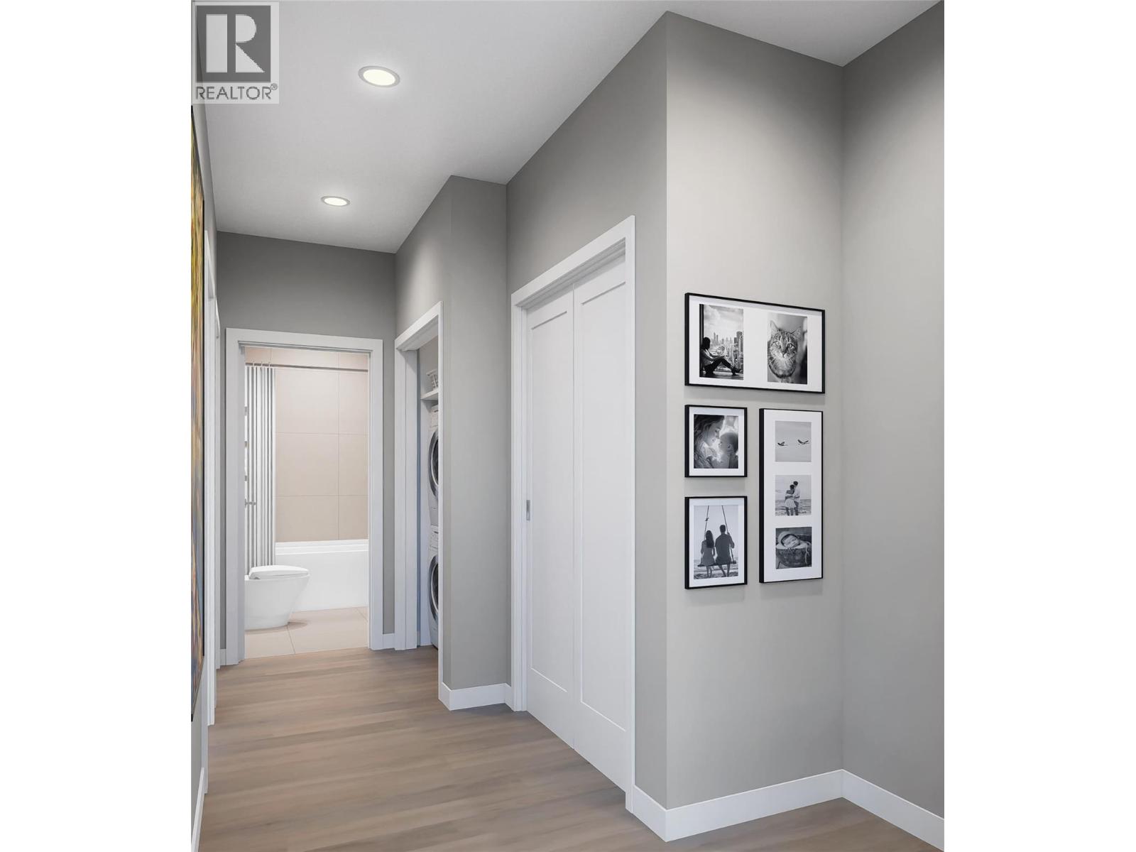 #4 743 Morrison Avenue - 7