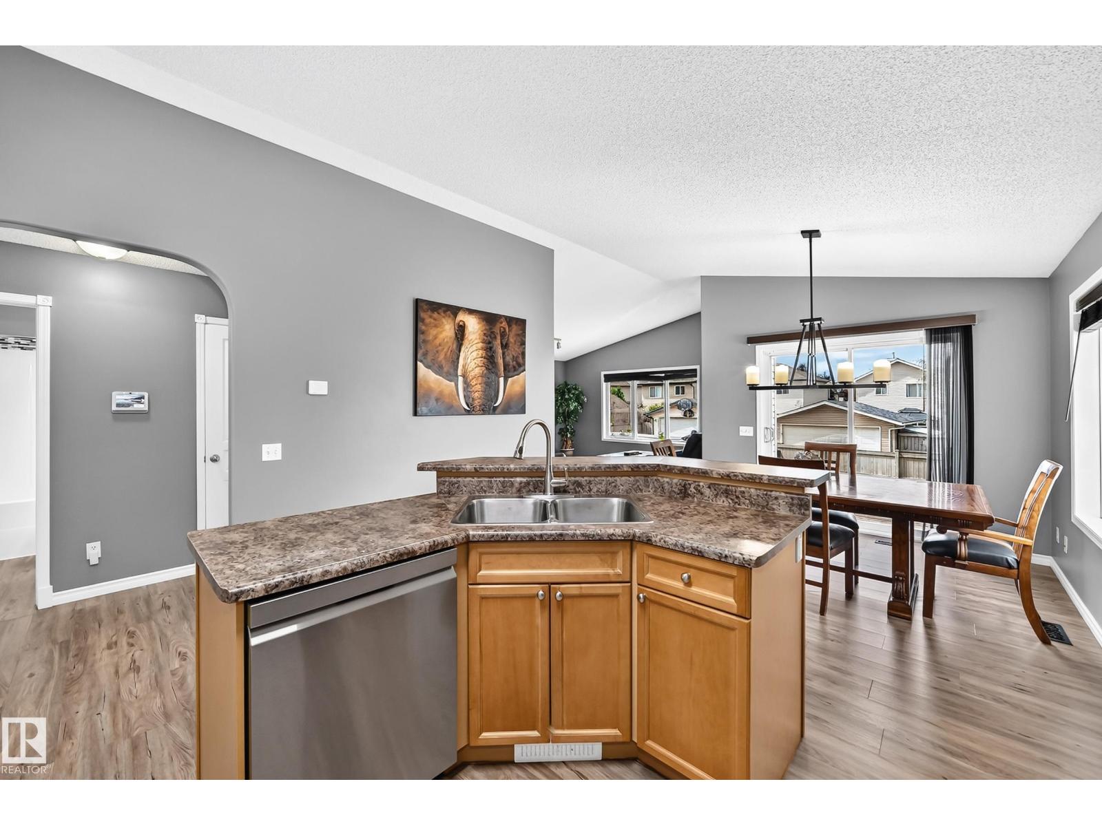 312 GIBB CL NW - 11