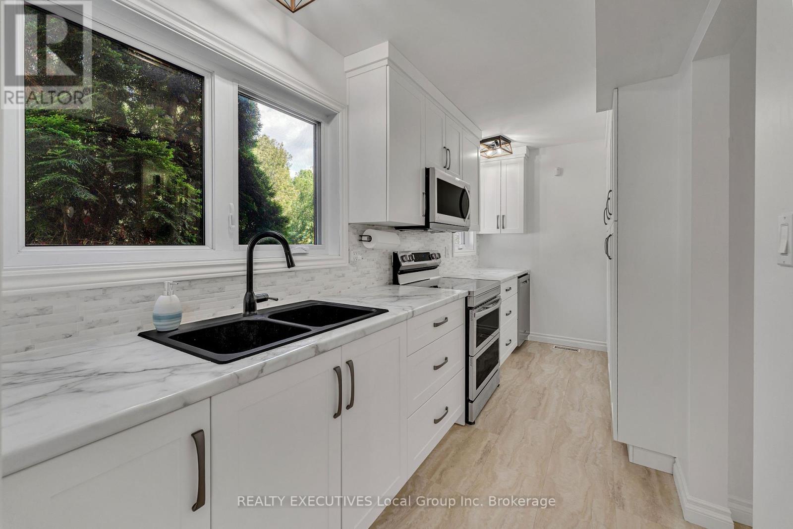 138 WASI FALLS ROAD - 13