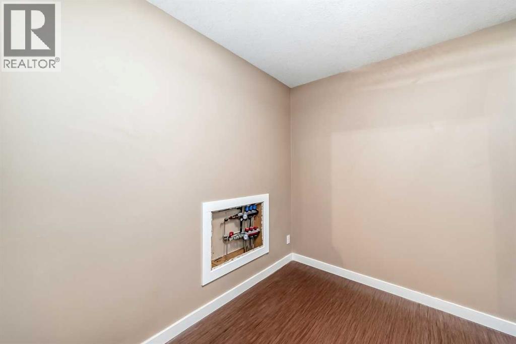 #6 1922 9 Avenue SE - 8