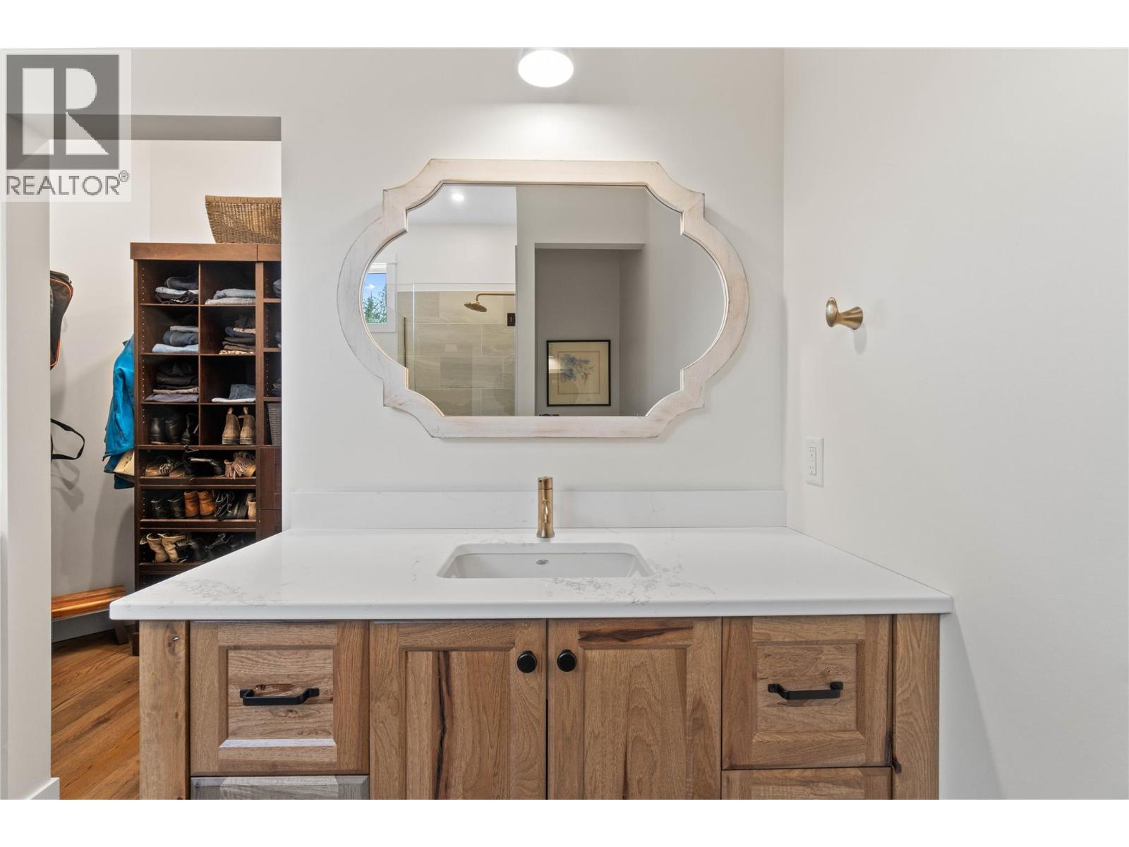  2538 Valley Place, Blind Bay