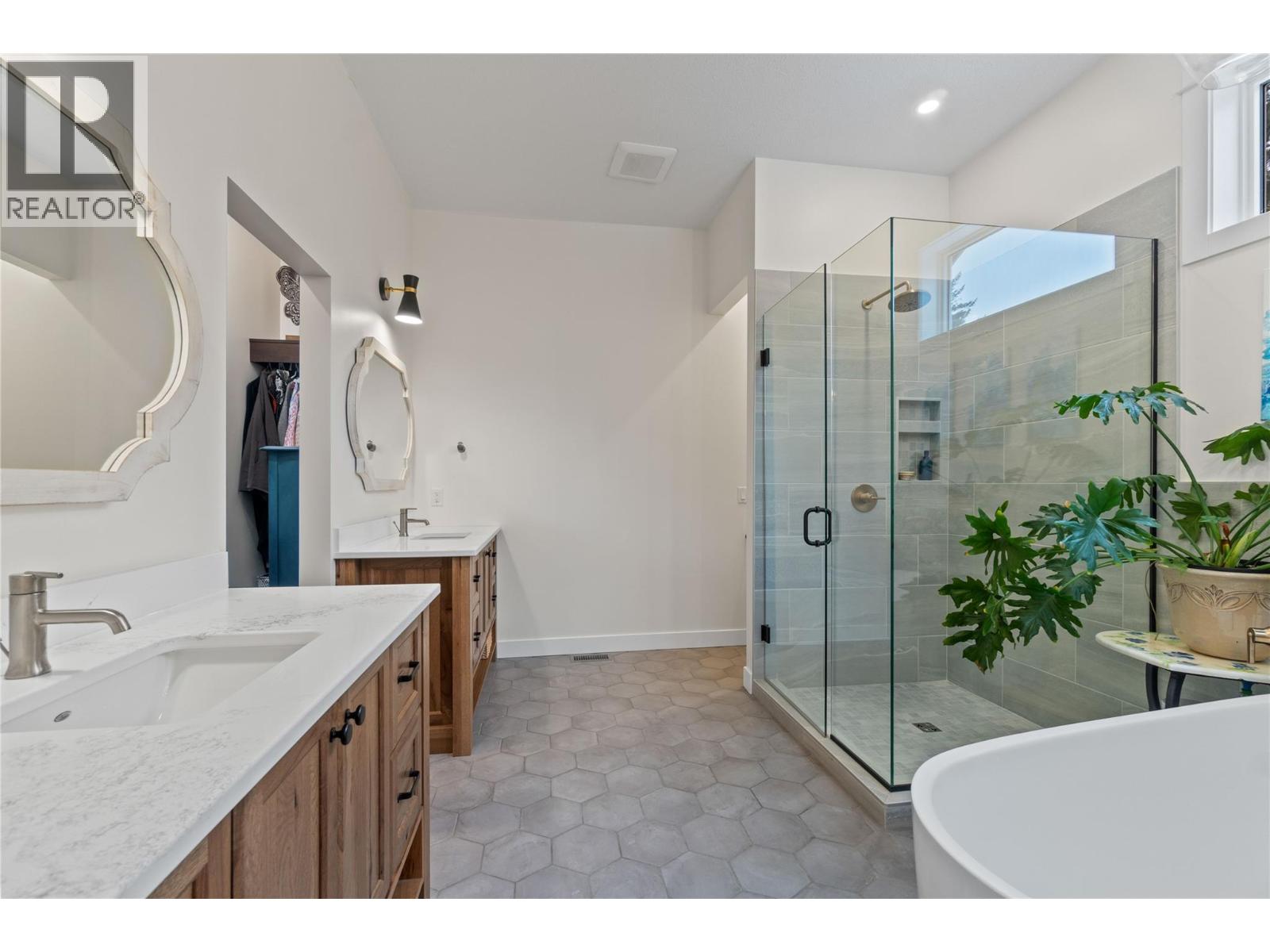  2538 Valley Place, Blind Bay
