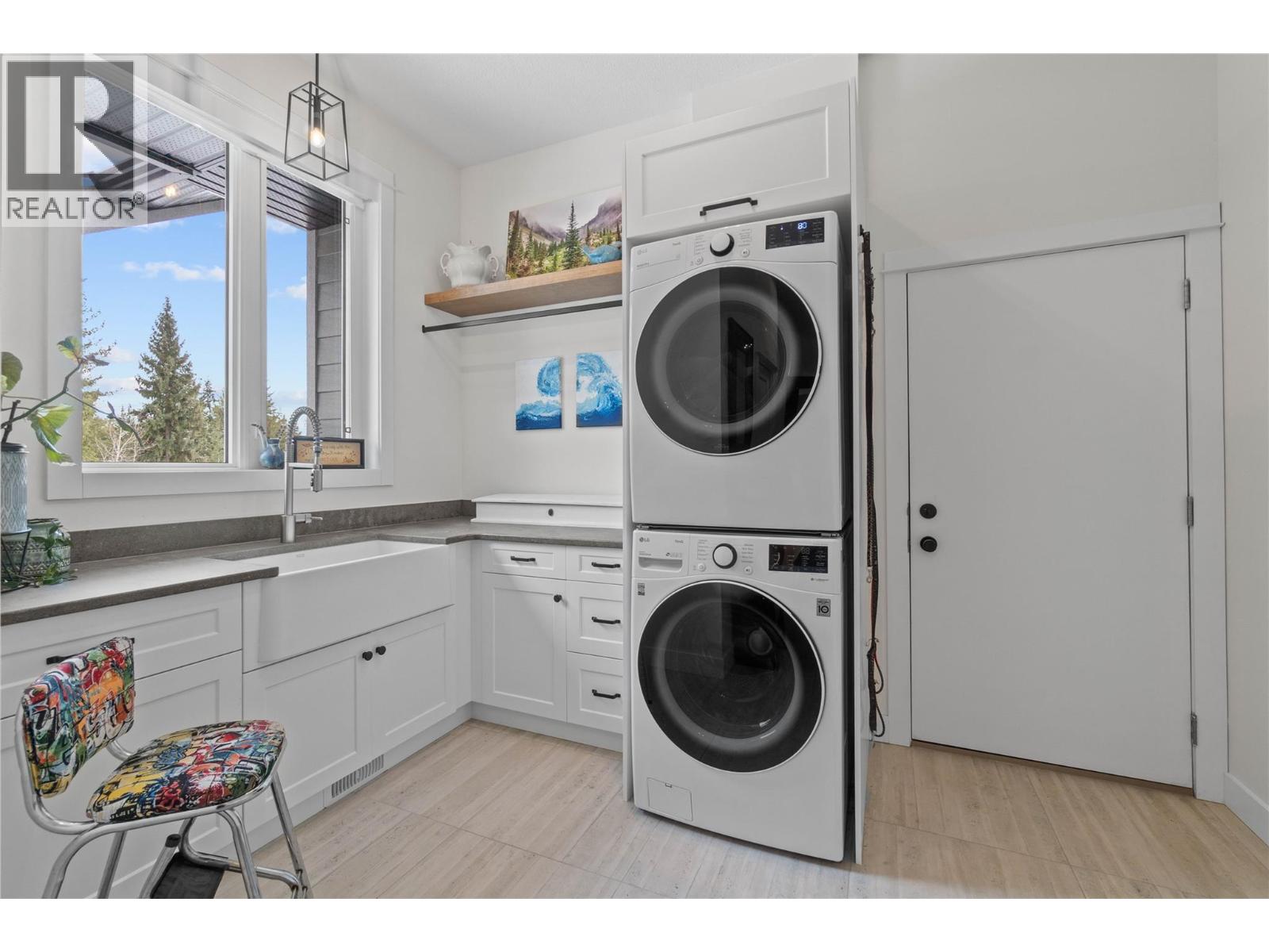  2538 Valley Place, Blind Bay