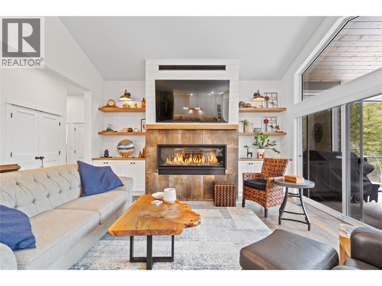  2538 Valley Place, Blind Bay