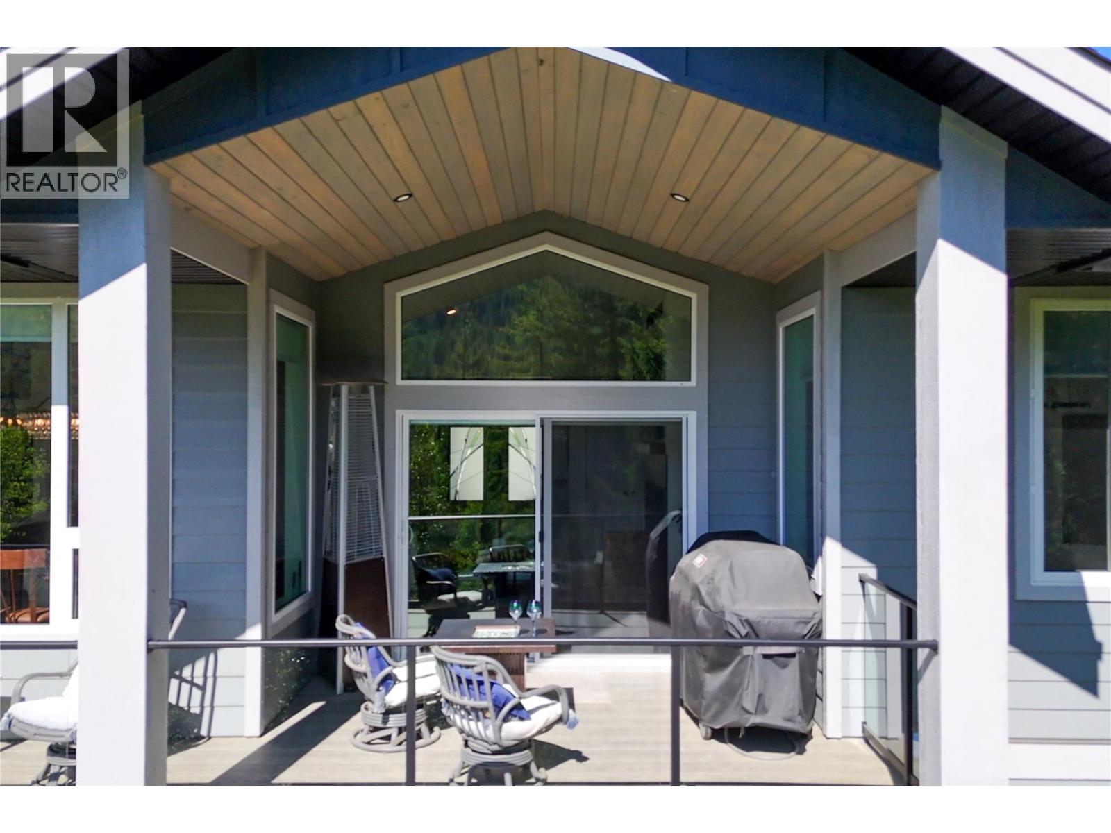  2538 Valley Place, Blind Bay