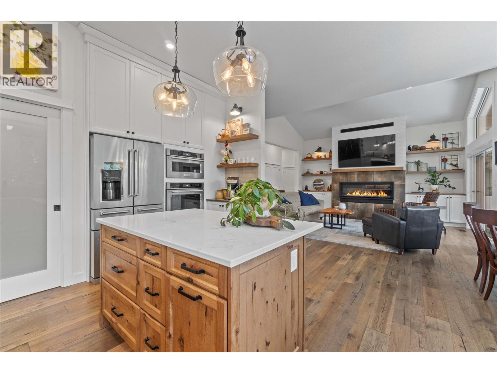  2538 Valley Place, Blind Bay