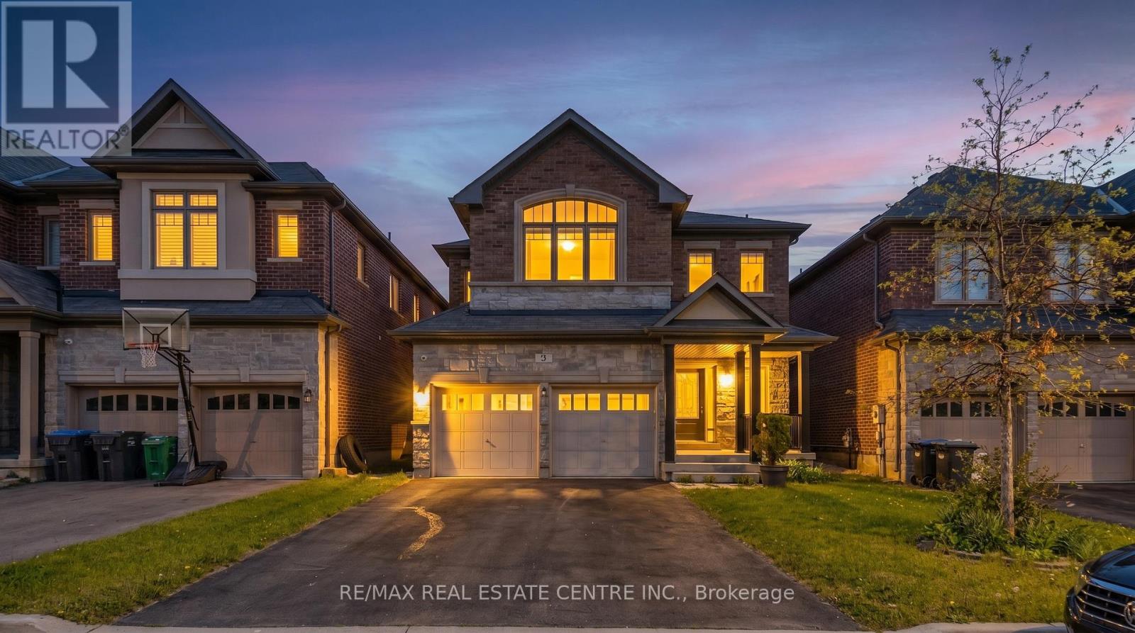 3 PRAIRIE CREEK CRESCENT - 1