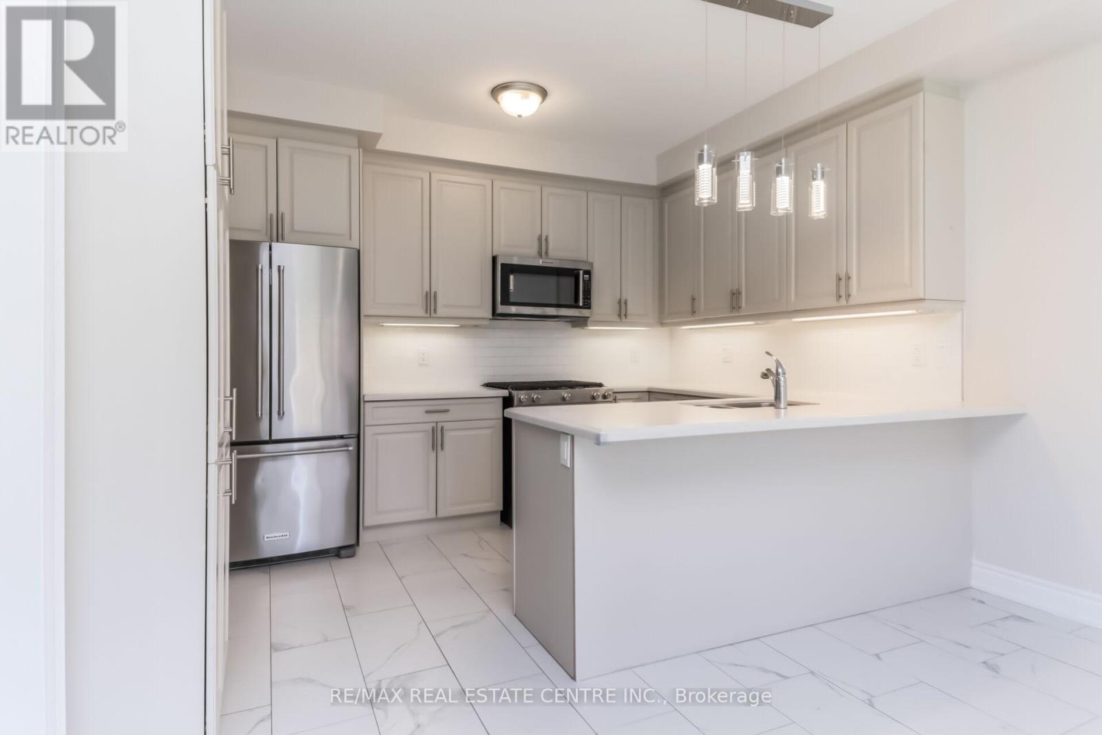 3 PRAIRIE CREEK CRESCENT - 18