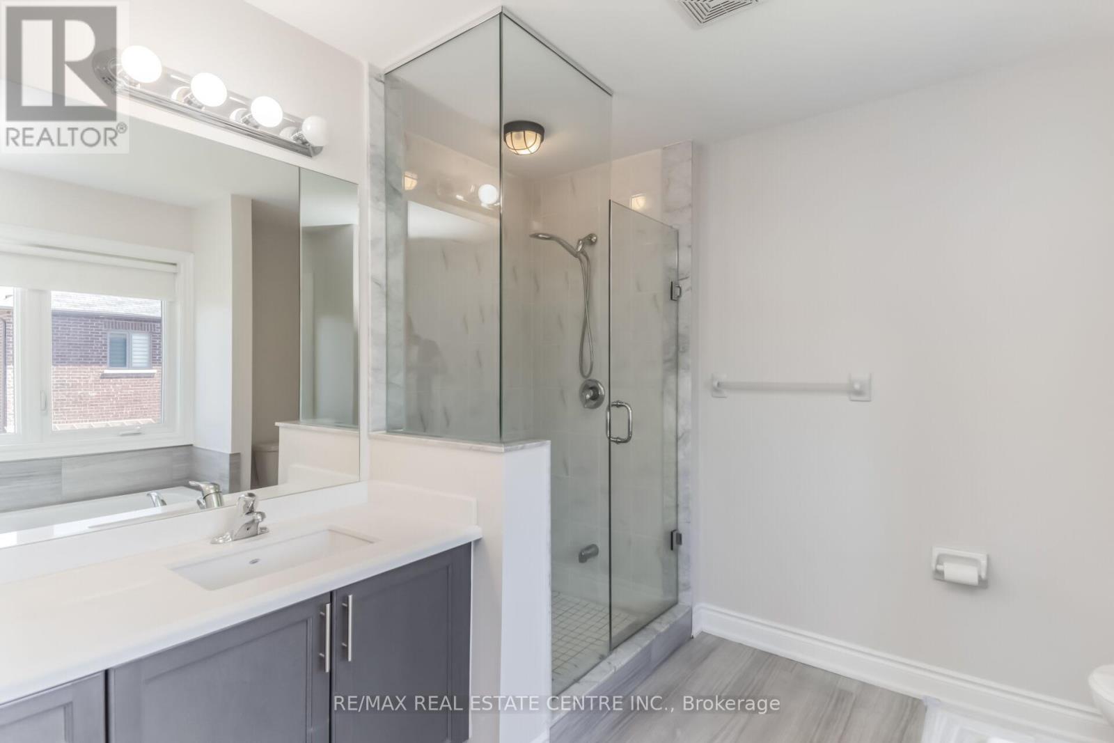 3 PRAIRIE CREEK CRESCENT - 27