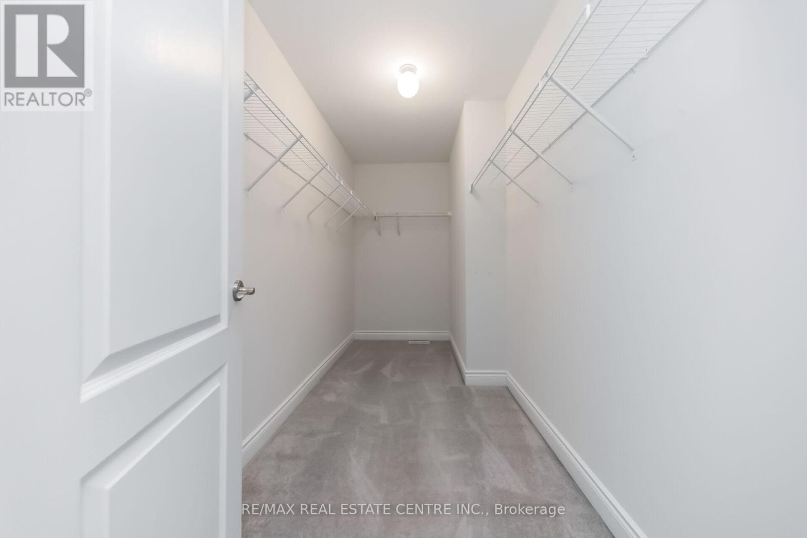 3 PRAIRIE CREEK CRESCENT - 28