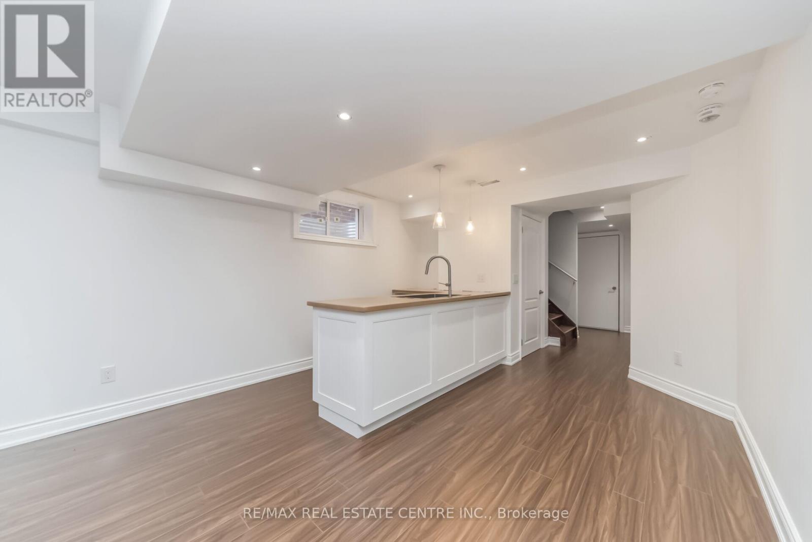3 PRAIRIE CREEK CRESCENT - 38