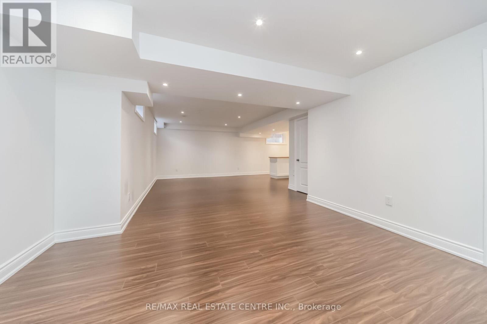 3 PRAIRIE CREEK CRESCENT - 41