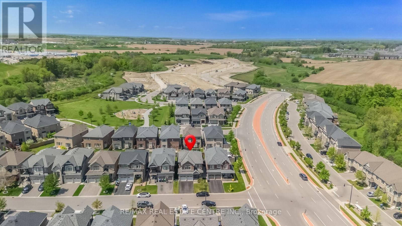 3 PRAIRIE CREEK CRESCENT - 44
