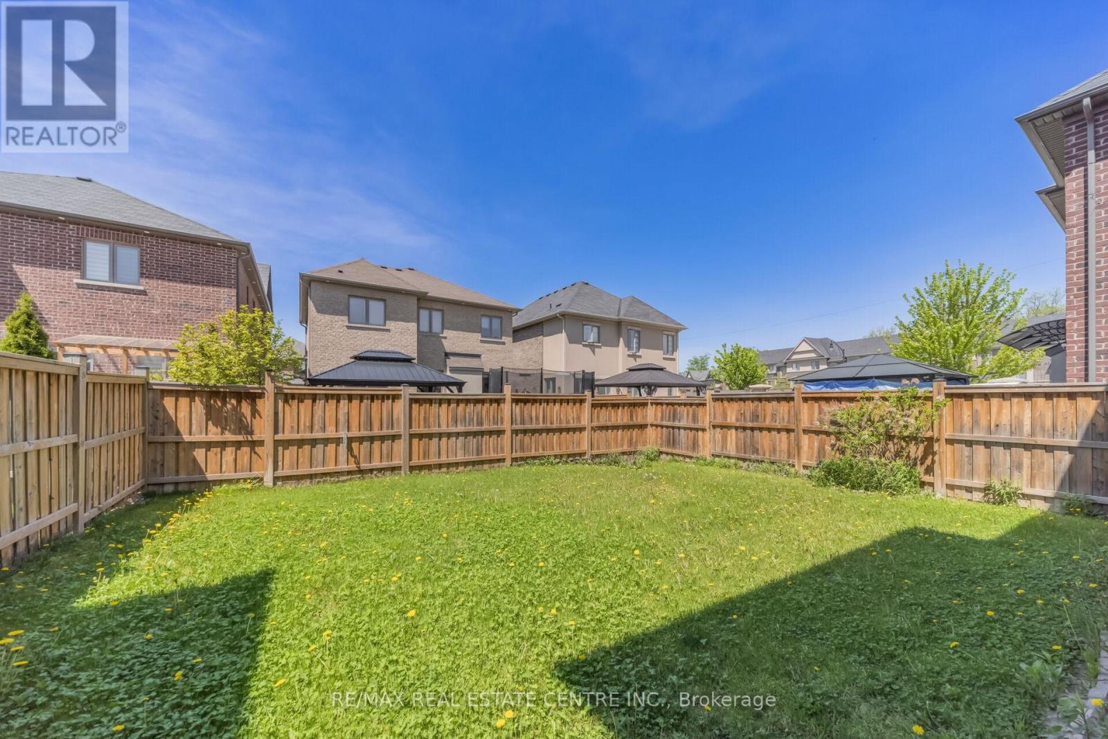 3 PRAIRIE CREEK CRESCENT - 7