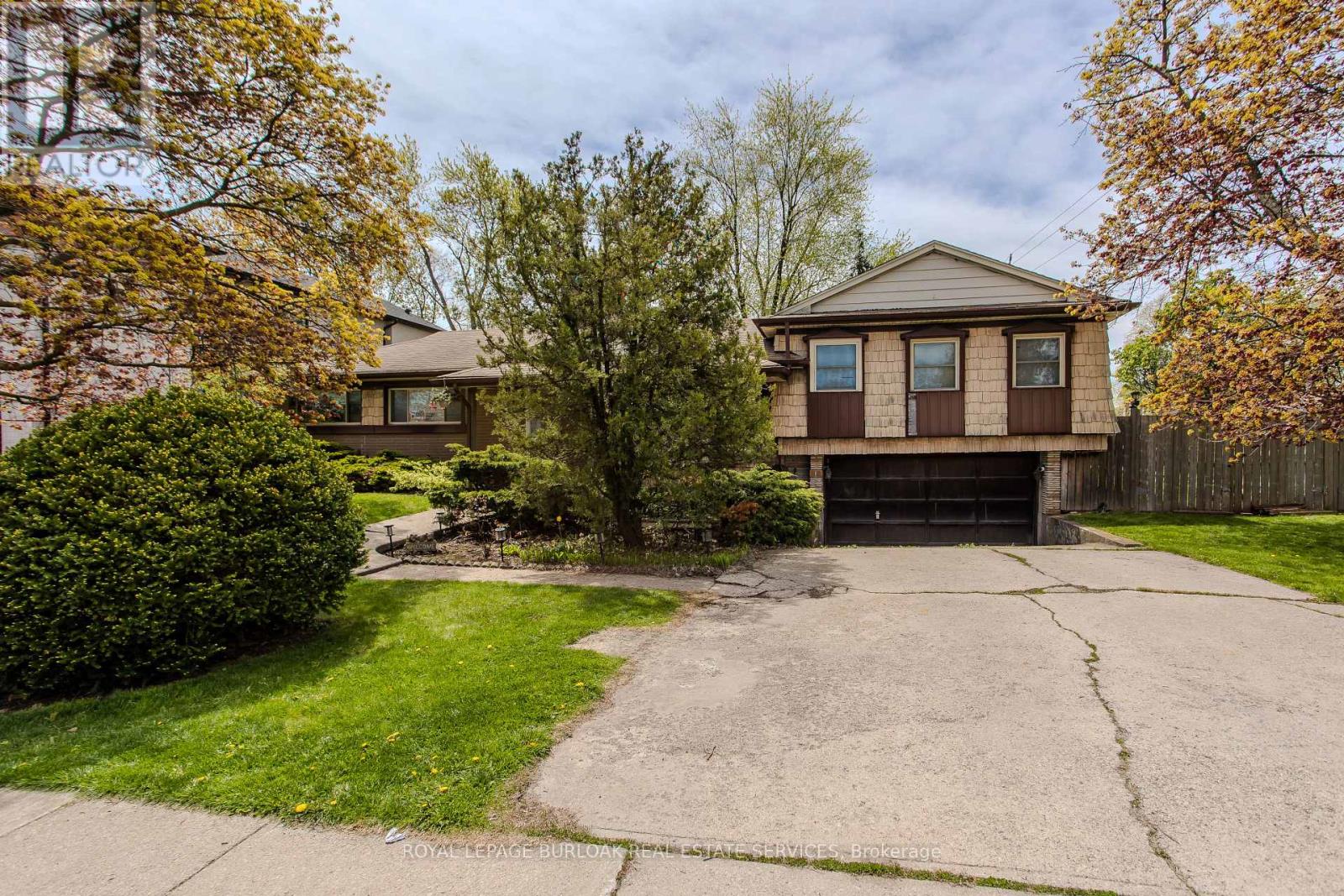 482 SHERIN DRIVE - 1