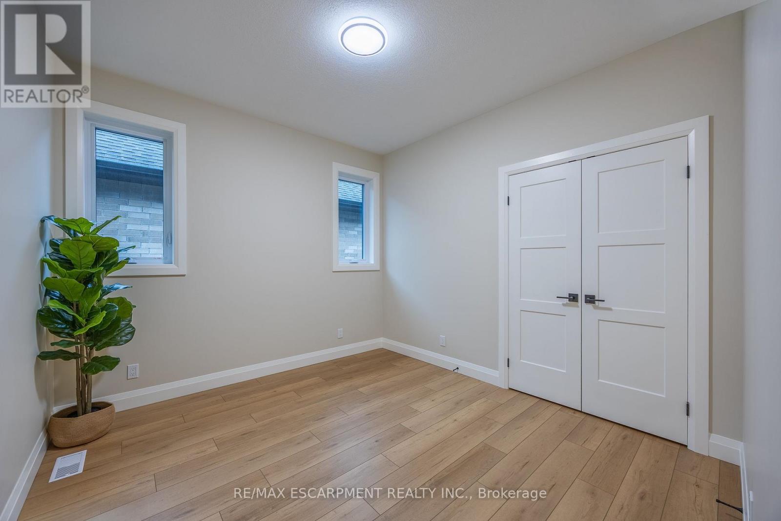 88 CRADDOCK BOULEVARD - 16