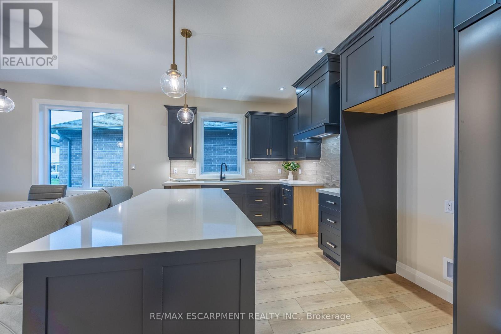 88 CRADDOCK BOULEVARD - 8