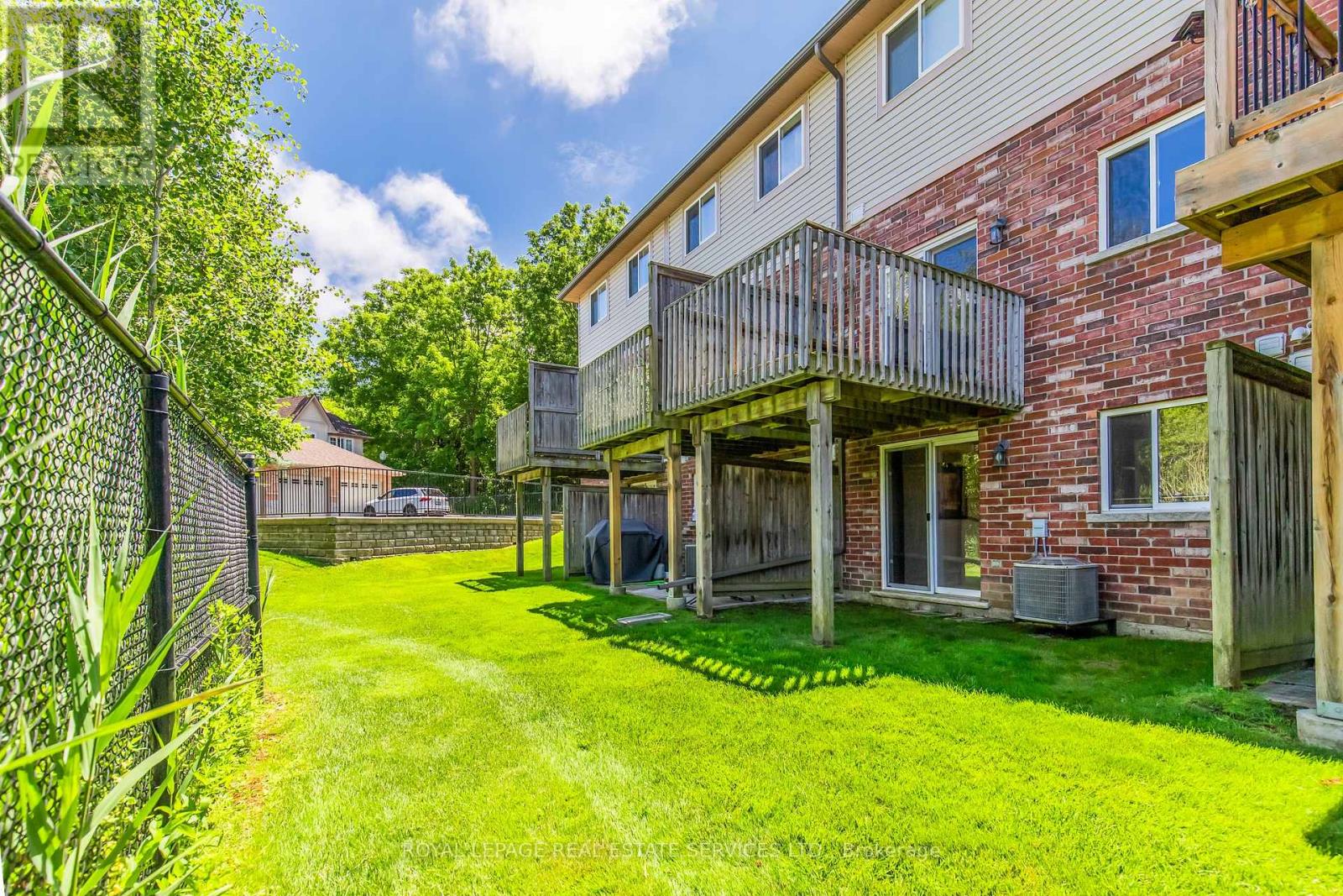 113 LIDDYCOAT LANE - 28