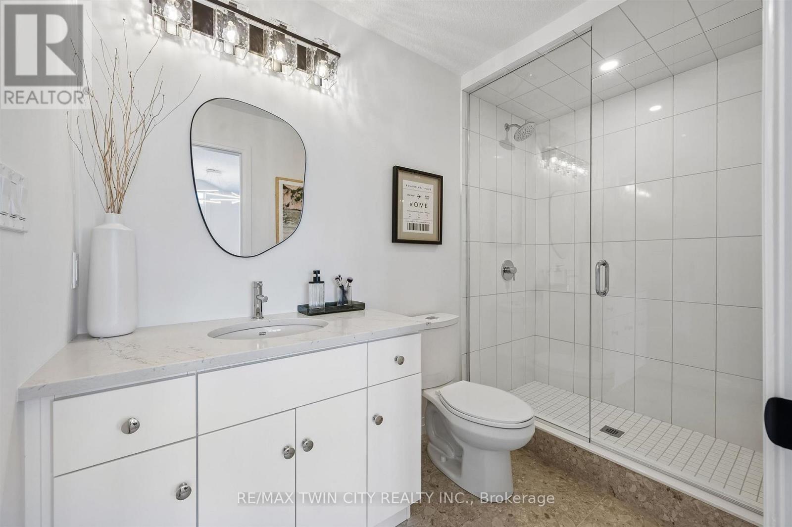 1681 DUNKIRK AVENUE - 28