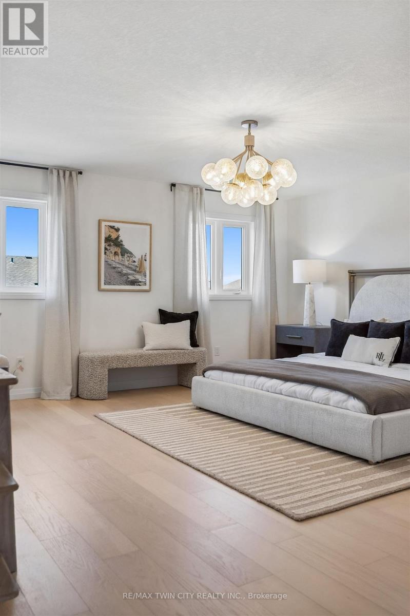 1681 DUNKIRK AVENUE - 40