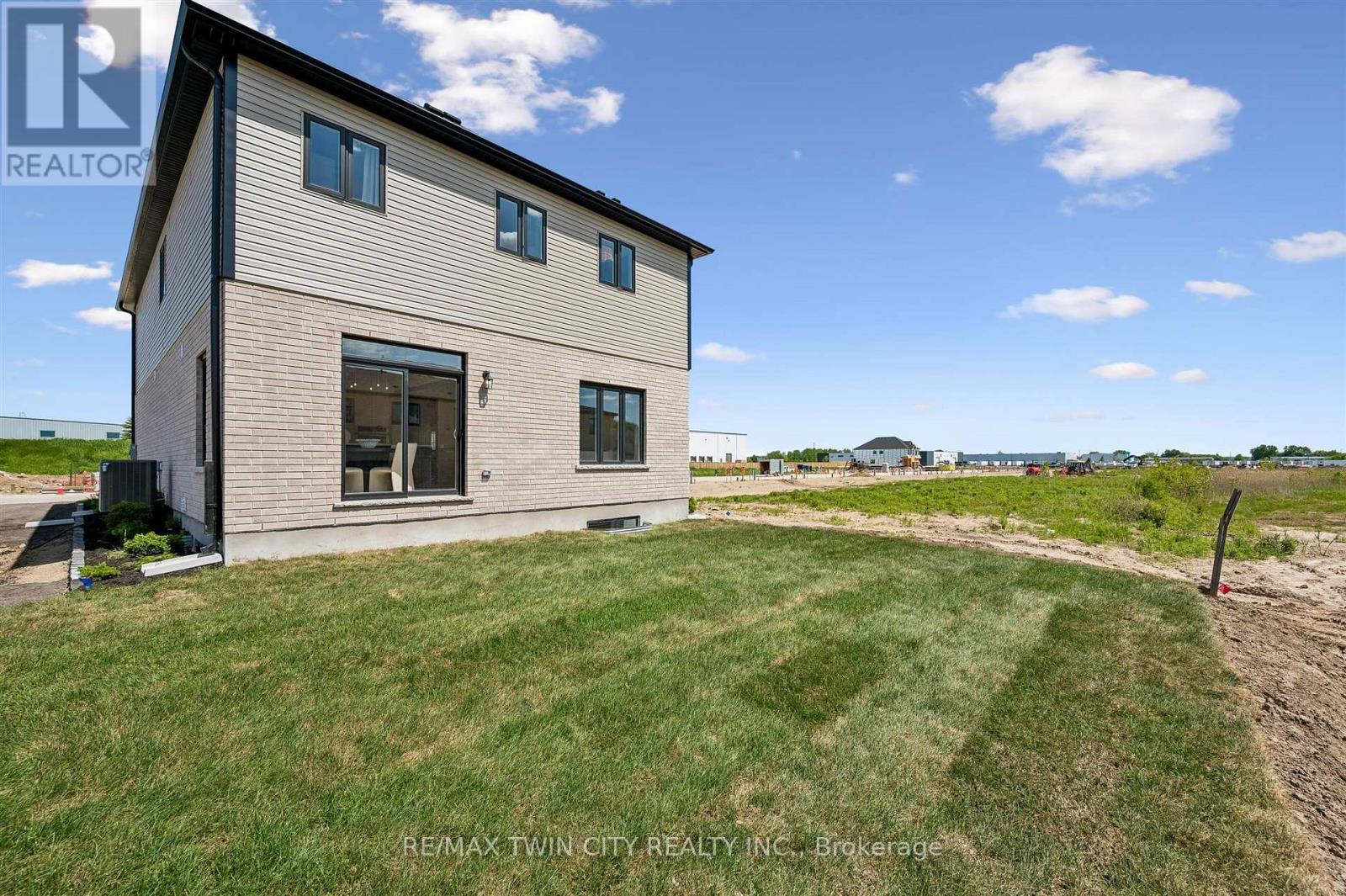 1681 DUNKIRK AVENUE - 45
