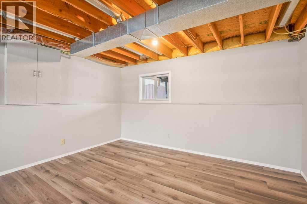 4721 46 Street - 22