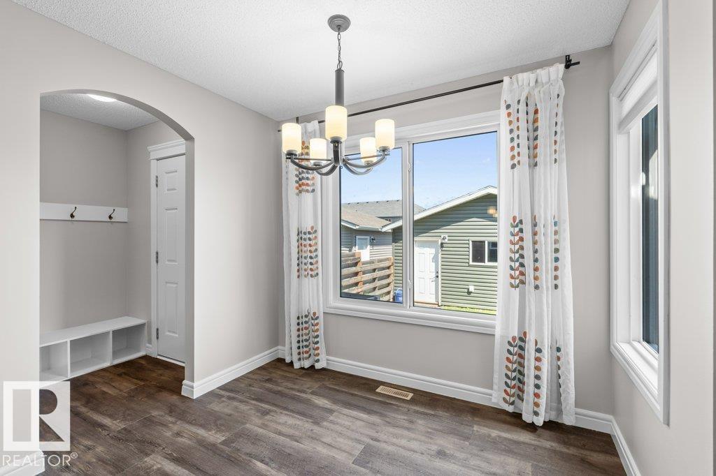1627 167 ST SW - 18