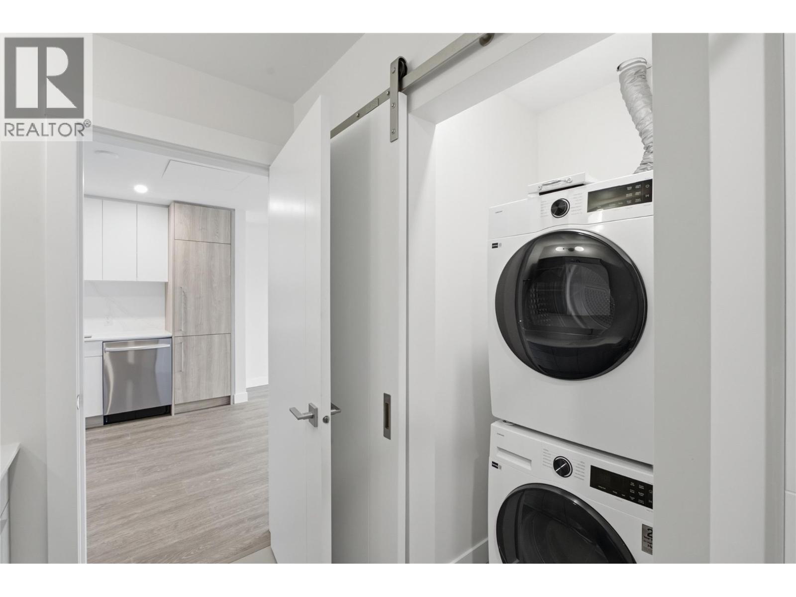 #805 460 Nicola Street - Image 9