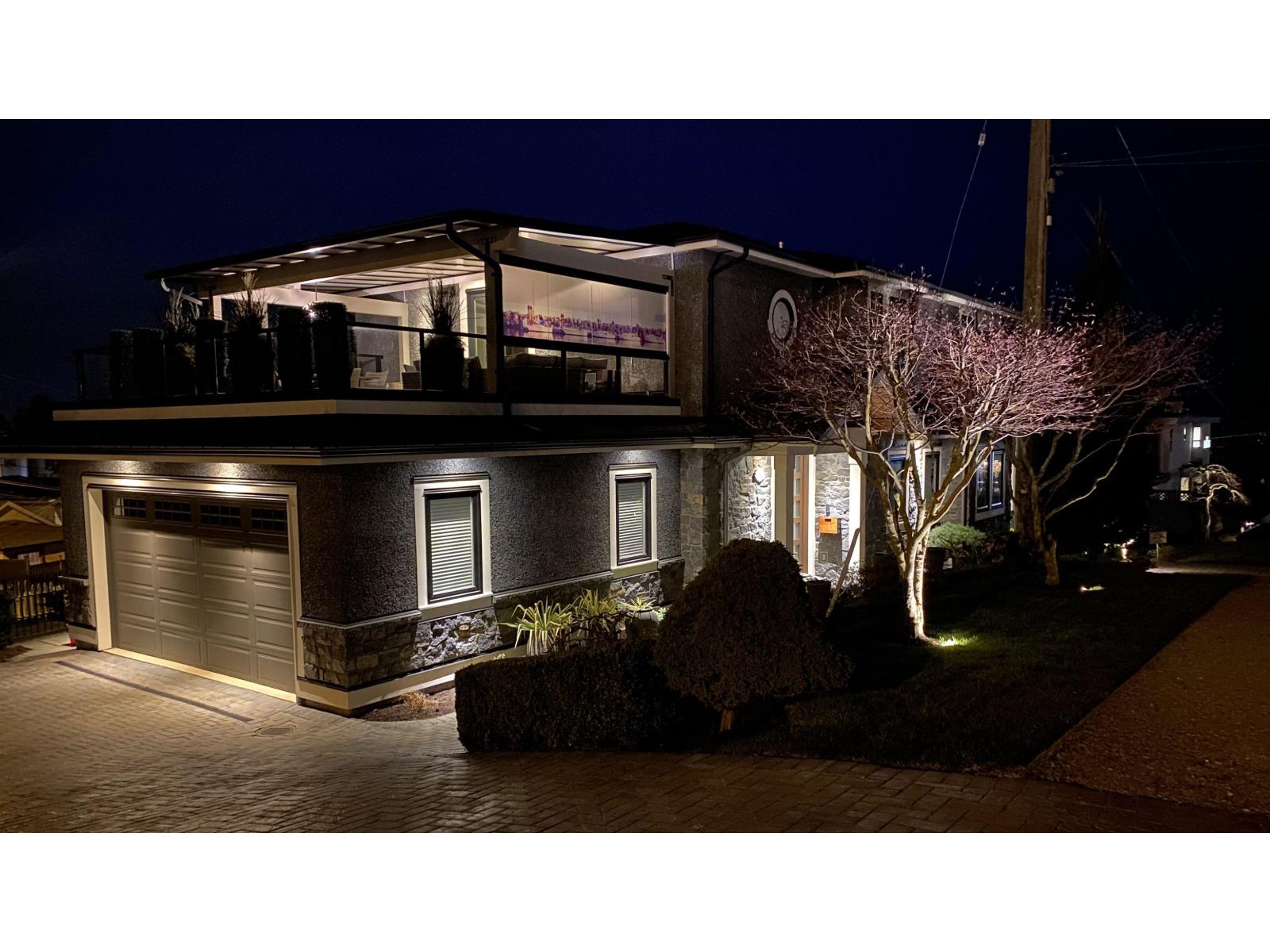 932 ASH STREET, White Rock