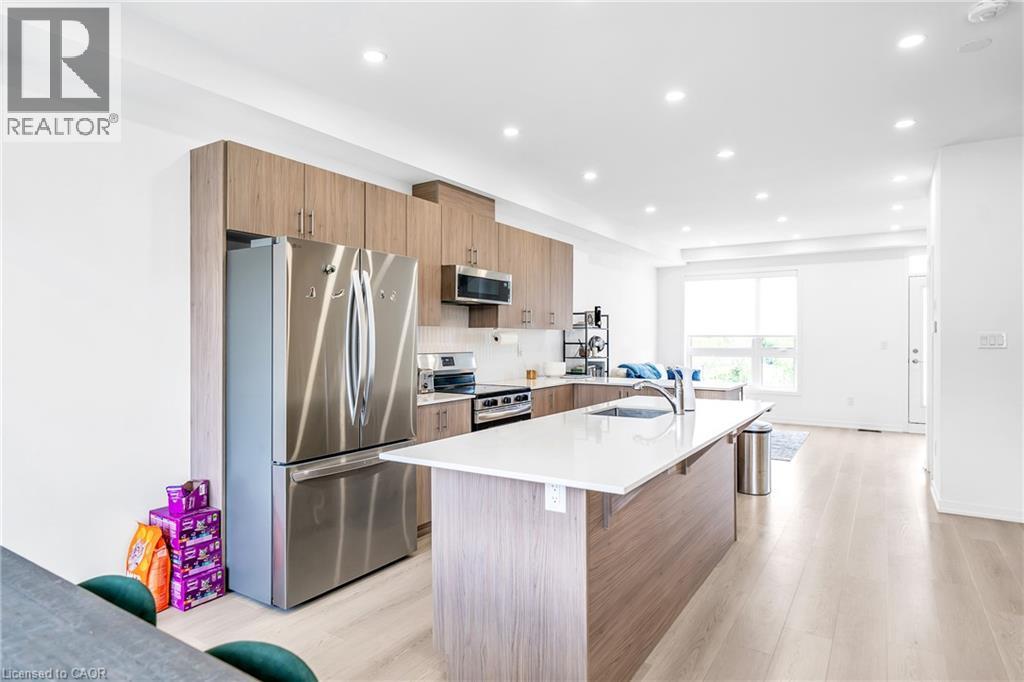31 PEGLER Street - 24