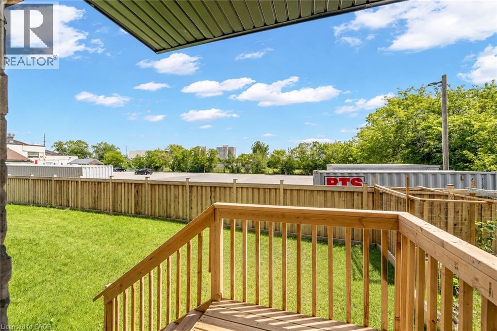 31 PEGLER Street - 35