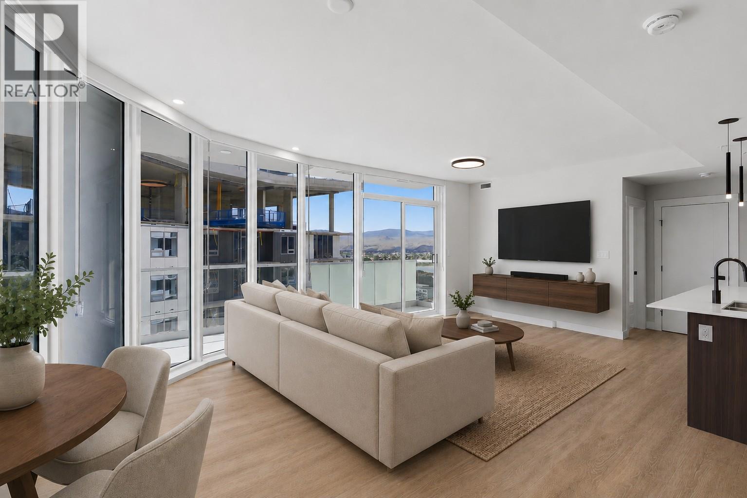 #1806 460 Nicola Street - 3