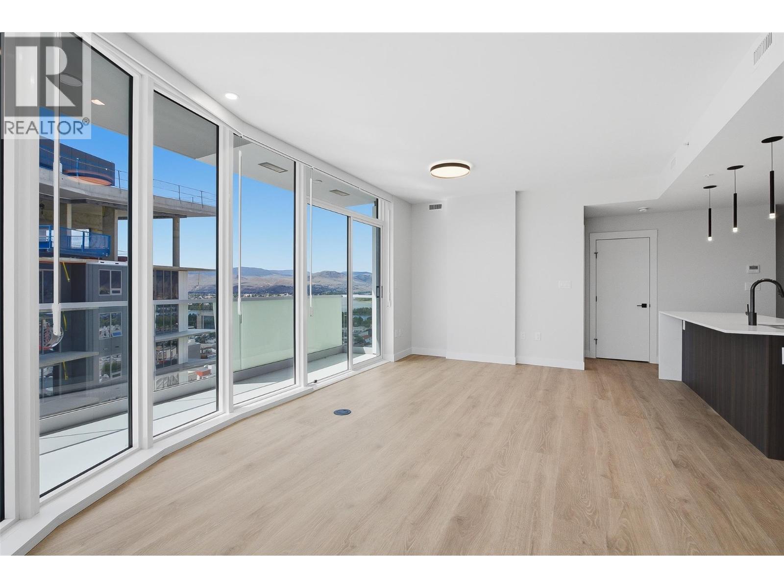 #1806 460 Nicola Street - 4