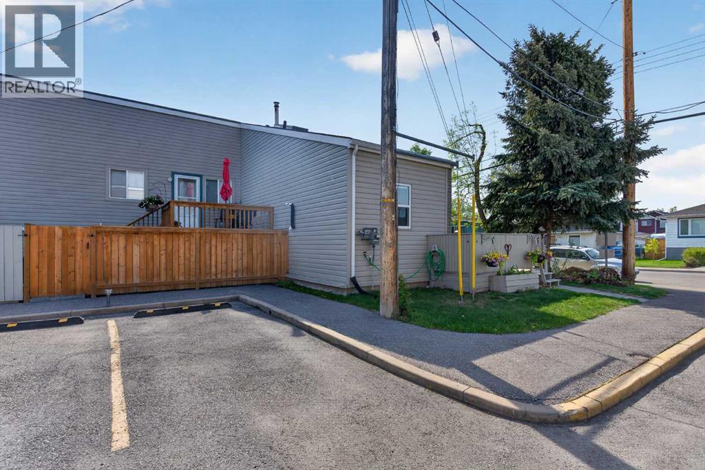 #20 8544 48 Avenue NW - 25