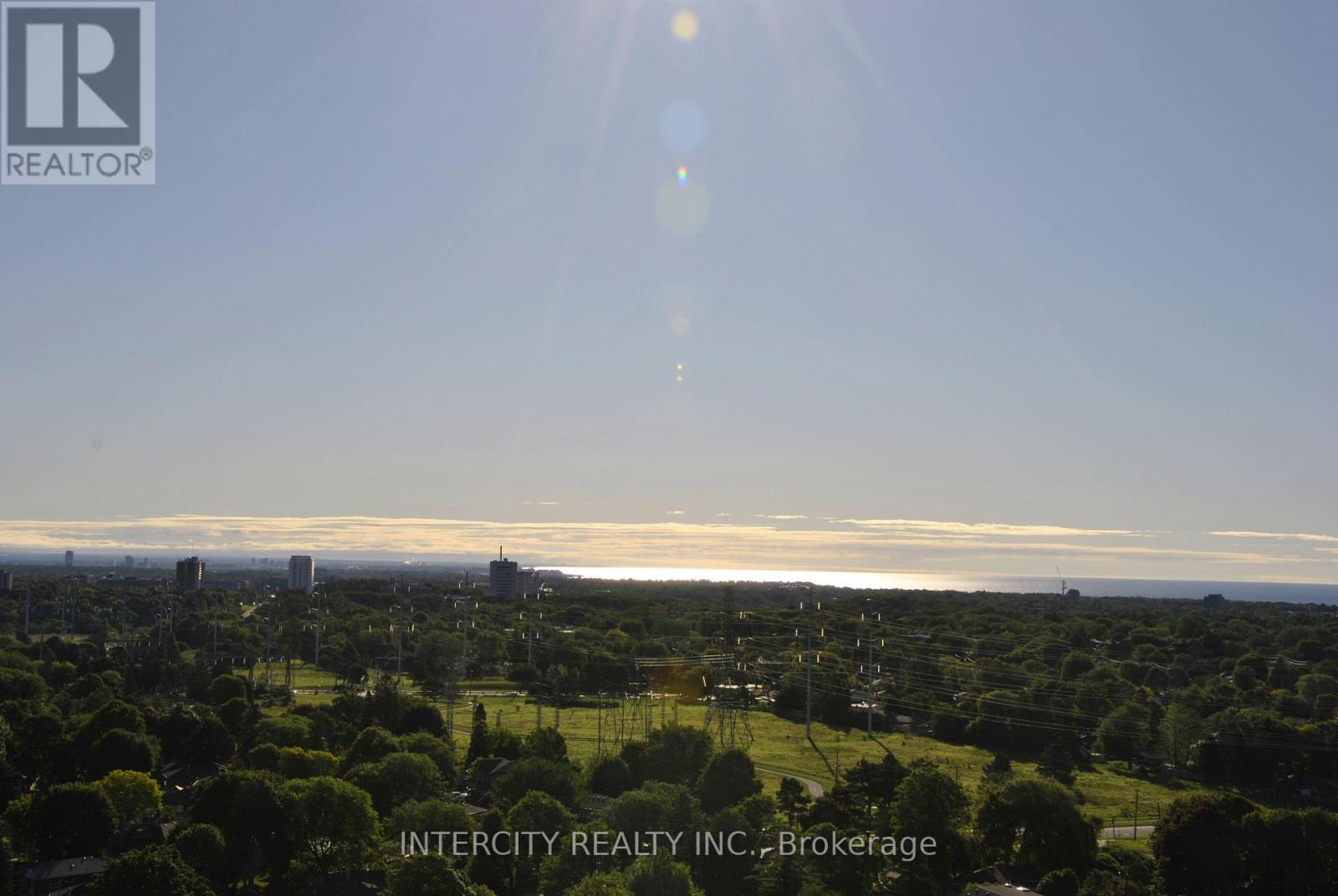 #1901 20 MEADOWGLEN PLACE - 1