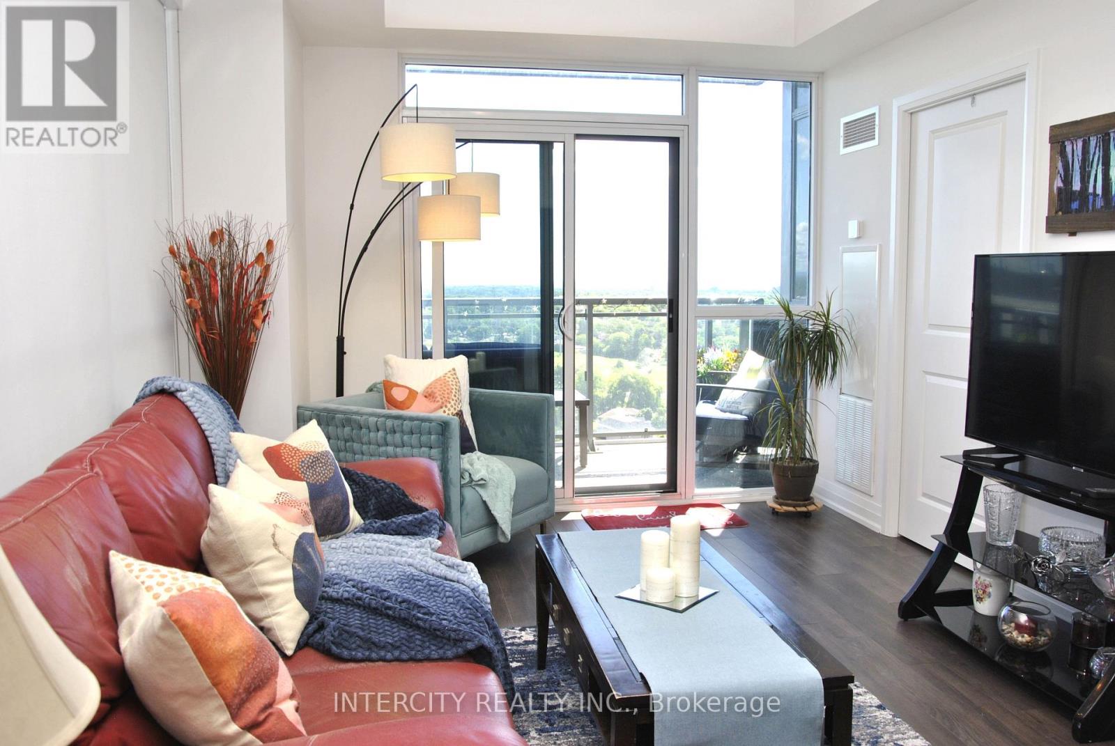 #1901 20 MEADOWGLEN PLACE - 10