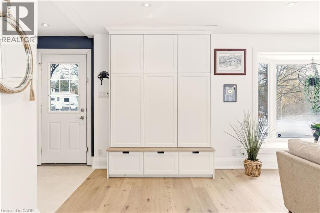 22 ROSEBOUGH Street - 5