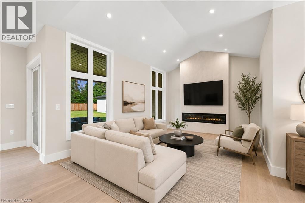 2468 COCKSHUTT Road - 12