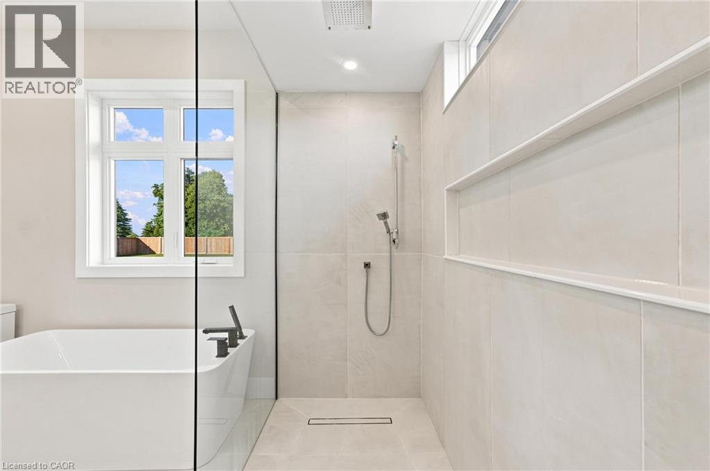 2468 COCKSHUTT Road - 25
